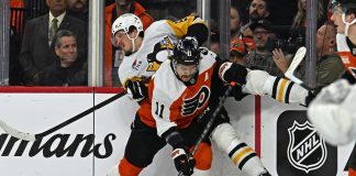 Deadspin | Strong second period carries Flyers past Penguins for 3-0 edge