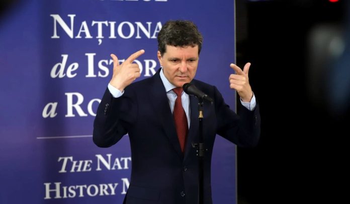 nicusor-dan-i-a-replicat-lui-alexandru-muraru-dupa-ce-vicepresedintele-pnl-i-a-transmis-ca-psd-are-a.jpeg