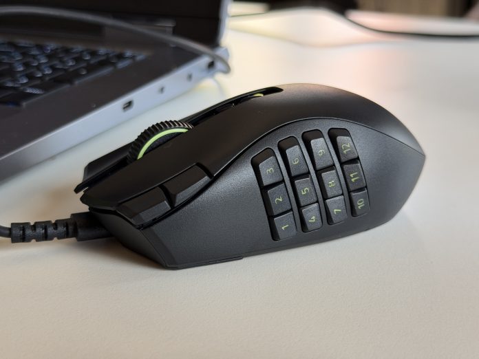 razer-naga-v3-pro-8.jpg