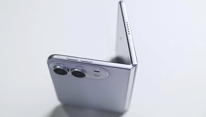 apple-iphone-duo-iphone-fold-cover-a96405-001.jpg